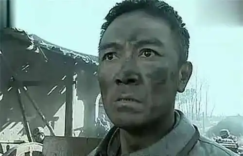 亮剑同是李云龙喊开炮旧版痛彻心扉,新版却像在投降
