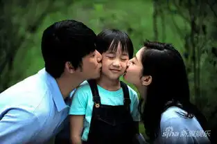 新妈妈曝捉迷藏剧照三口之家幸福温馨

