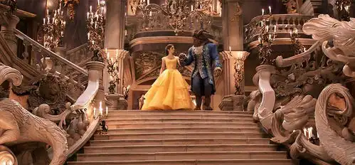 美女与野兽迪士尼下注三亿美元的怀旧大戏