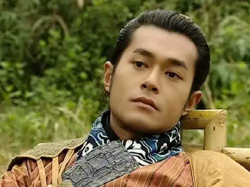 港剧的国语配音十分魔性,既没有台湾腔,也没有内地腔,这是为何