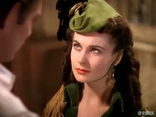 59岁刘晓庆微博晒照