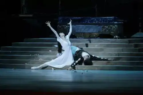 对话经典,看艺术清流滋养下的津城
