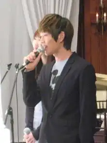 求温流在音乐剧中的剧照