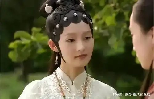 异域扮相惊艳的15位女星,黎姿宁静杨颖榜上有名
