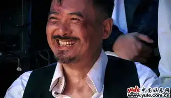 子弹双面周润发惨遭酷刑称为此合作苦等四十年
