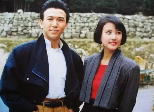 义不容情主题曲成永恒经典一生何求道尽陈百强忧郁心声
