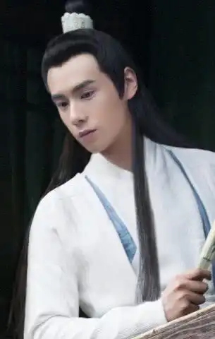 继和胡一天的暗恋后,胡冰卿又一新剧已开机男主刚凭东宫大火