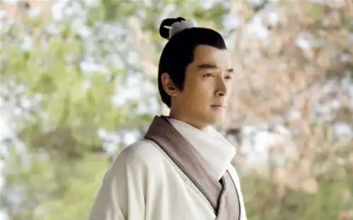 他不仅擅写诗词,还曾亲手击毙猛虎,可谓是文学圈内顶尖的战斗力
