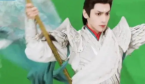 长月烬明罗云熙二度演龙,上清战神冥夜,战甲常服都好帅