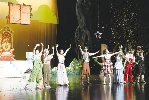 童话盛宴时代经典与京剧国粹齐登场
