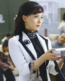 张爱玲倾城之恋女性独立的第一步,首先是要看清现实