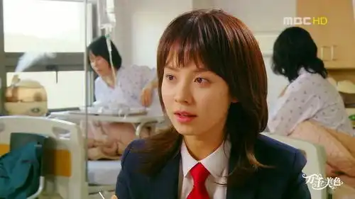 宋智孝说她不美的,我们来打一架