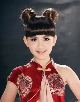 90后美女童星争上位
