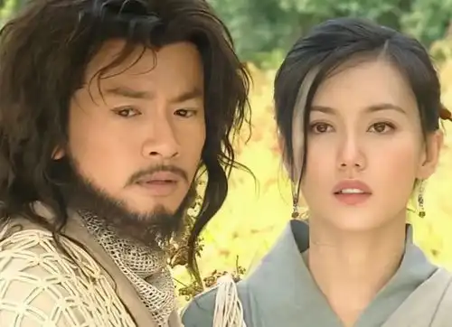 金庸最怪的一本书,开局不久就把主角写死,最后的赢家却是个反派
