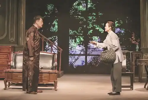多版本与跨语种90岁的雷雨正青春
