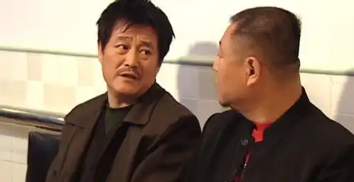 演技又封神范伟获金鸡奖最佳男配,他人生的舞台不止在春晚
