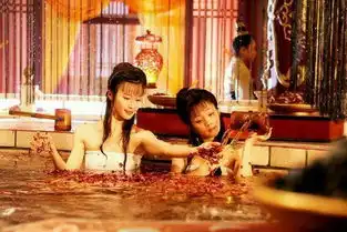 又污又唯美开扒女星与同性沐浴的香艳瞬间
