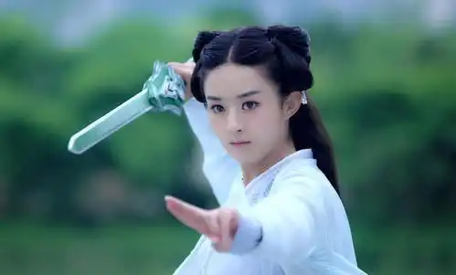 赵丽颖给儿子打电话,不料是冯绍峰接听,她下意识的称呼太真实