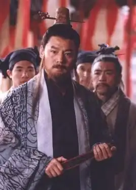 笑傲江湖中,岳不群是黑化,还是本来就是如此
