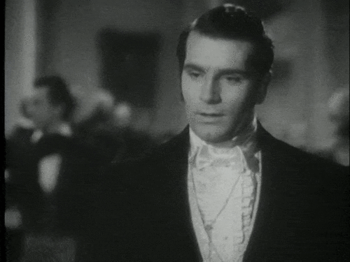 劳伦斯奥利弗既爱男人也爱费雯丽,在战争面前更愿为国捐躯
