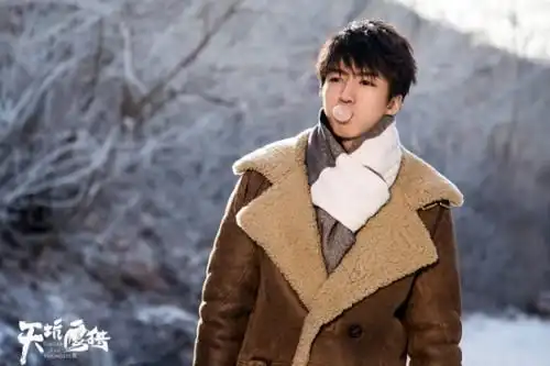 天坑鹰猎剧情引调侃还原天下霸唱笔下神奇脑洞
