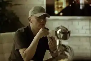 监狱里的学霸拿到了985工程大学文凭
