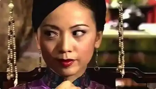 孤注一掷阿天母亲戏里土掉渣,年轻靓到炸,还是挂历女神