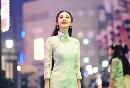 十二谭开播,继景甜司藤大火之后,古力娜扎也玩穿越千年
