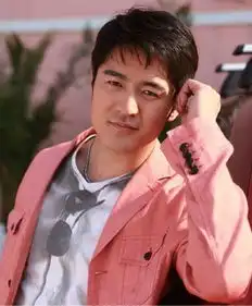 演员尚于博跳楼自杀曾参演电视剧版杜拉拉
