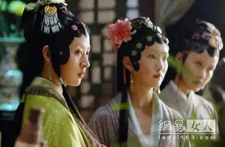 新红楼引时尚铜钱头已红到米兰时装周

