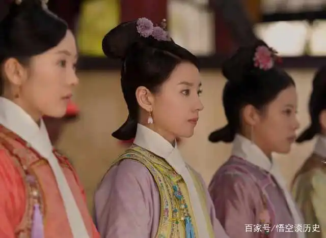 她是乾隆的皇贵妃,死后18年才下葬,因为英年早逝得以享受殊荣
