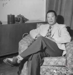他是越南末代皇帝,老婆比婉容还要漂亮,结局却比溥仪还要惨

