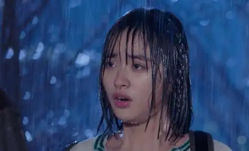 沈月和郑爽同样是淋雨拍戏,差距尴尬,终于见识到灵气的高级形式