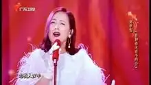 第1期流淌的歌声2邓萃雯演唱我和春天有个约会
