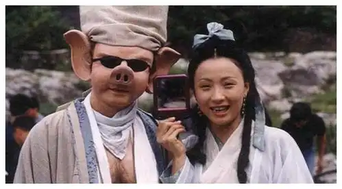 百亿导演徐峥到底是情种,还是渣男
