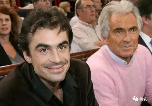 真西西里的美丽传说卡拉布吕尼,法国最时尚第一夫人