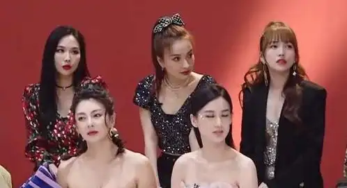 张雨绮身材也太辣了乘风破浪新剧照一出,大家都说王全安亏大了