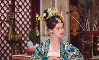 她是狸猫换太子女主,死前一直拽自己的衣服,皇帝看到立刻脱下