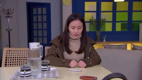 沥川晕倒在酒吧厕所,小秋送他去抢救,这才知道他得的竟是骨癌
