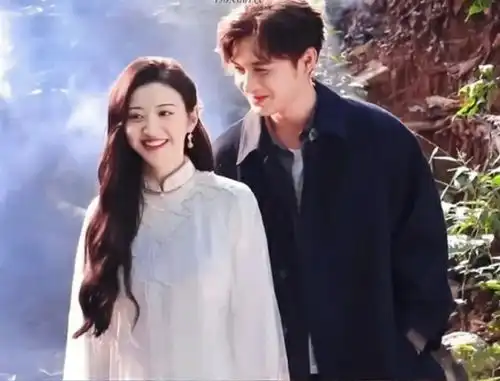 景甜张彬彬录制快乐大本营,剧中剧外一样甜,上班图成亮点