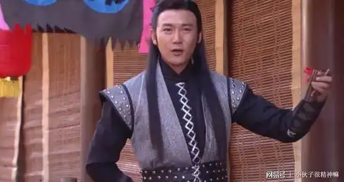 成铭章和盛秋月谈一谈龙门镖局中最无奈的一段感情