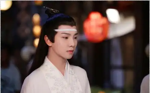 郑繁星方工作人员回应,否认肖战抢歌,网友人红是非多