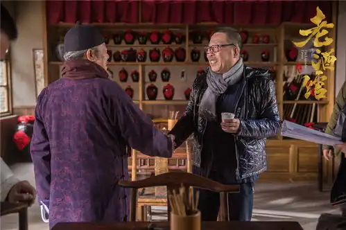 国剧顶配阵容打造老酒馆工作剧照曝光