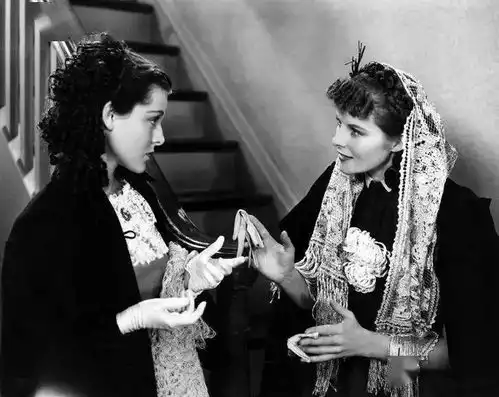 穿男装还能这么撩,也就只有她了
