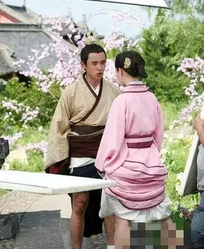 最经典的电视剧如今流出珍贵幕后照除了倚天屠龙记还记得几部