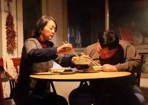 天画电台彭韬从再见童年到别离
