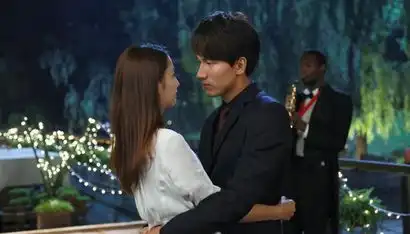 佟丽娅激吻言承旭滚床单被疑报复陈思诚图
