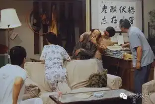 从葛大爷表情包到京城四瘫华丽出道,今年夏天不颓废一下你就out了
