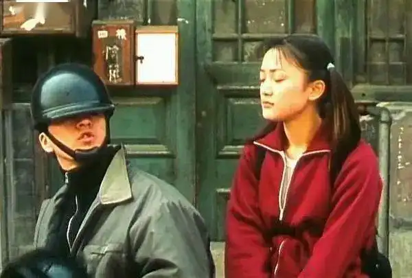 周迅官宣离婚即使头破血流,依然毫无保留
