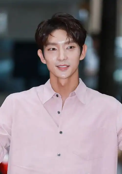 李准基特别出演iu新剧德鲁纳酒店,时隔三年再次合作